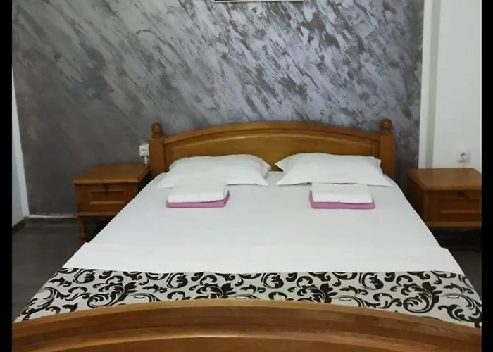 Casa De Vacanta Mari Homestay