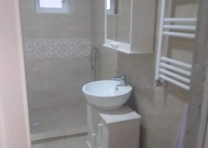 Homestay Casa De Vacanta Mari Eforie Nord