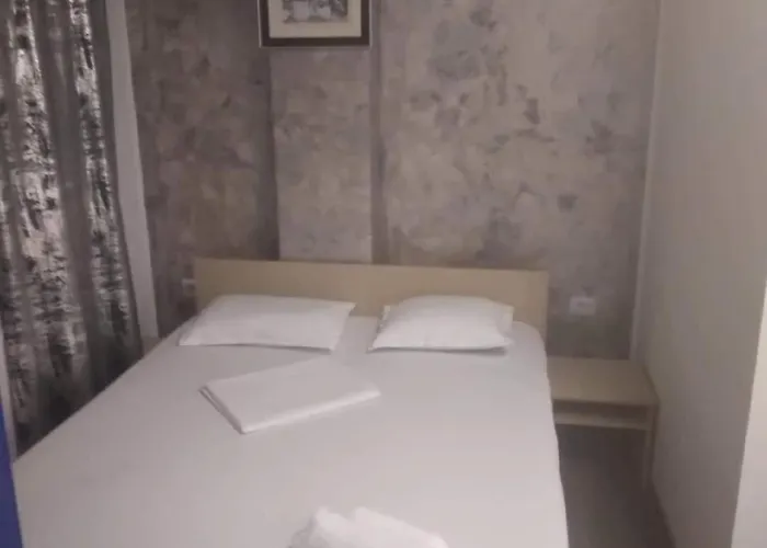 Homestay Casa De Vacanta Mari Eforie Nord