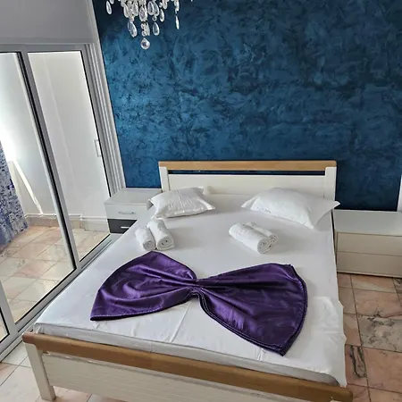 Casa De Vacanta Mari *