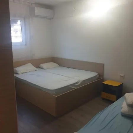 Séjour chez l'habitant Casa De Vacanta Mari